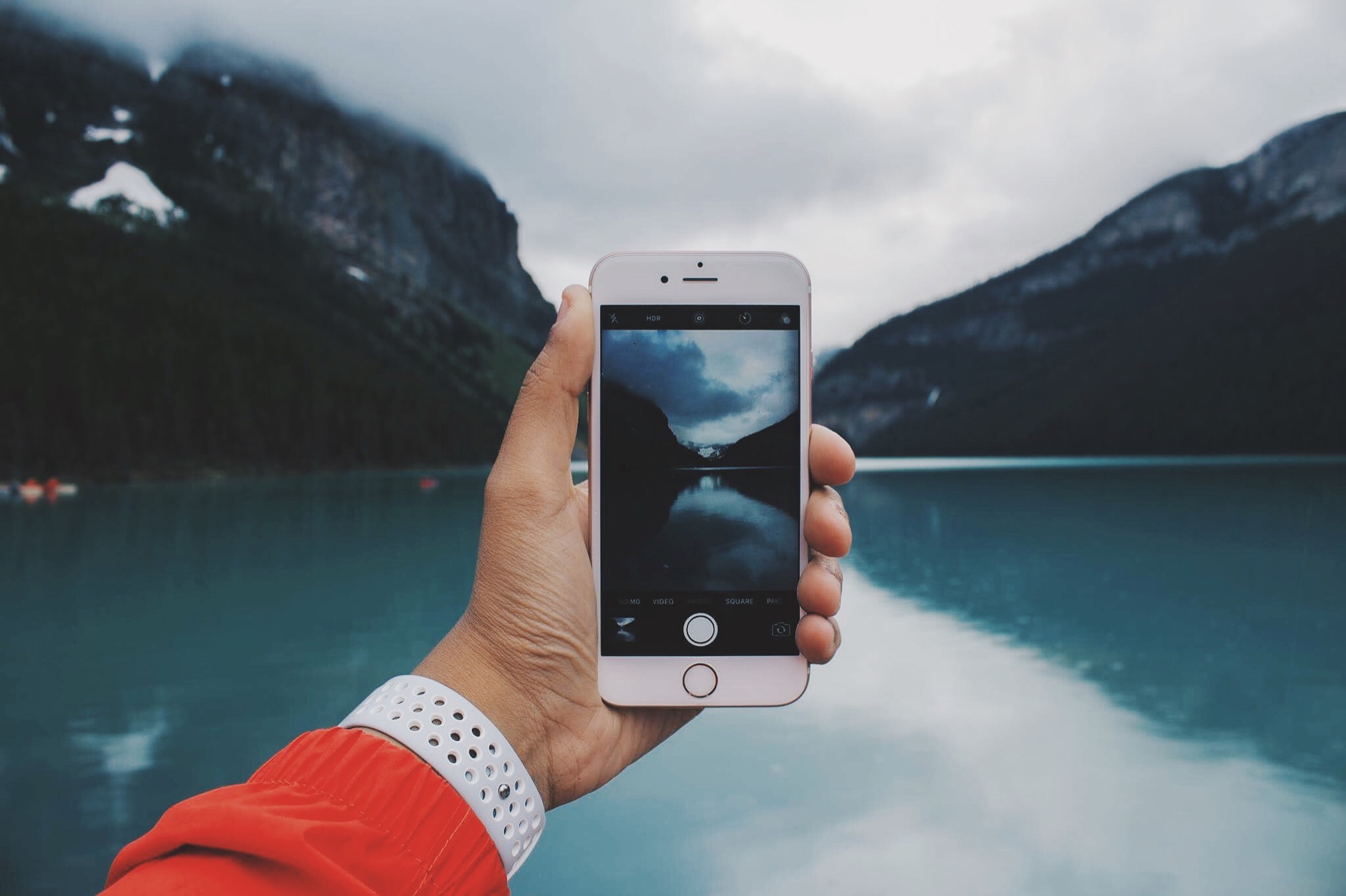 The 6 Best Photo Editing Apps For iPhone in 2019